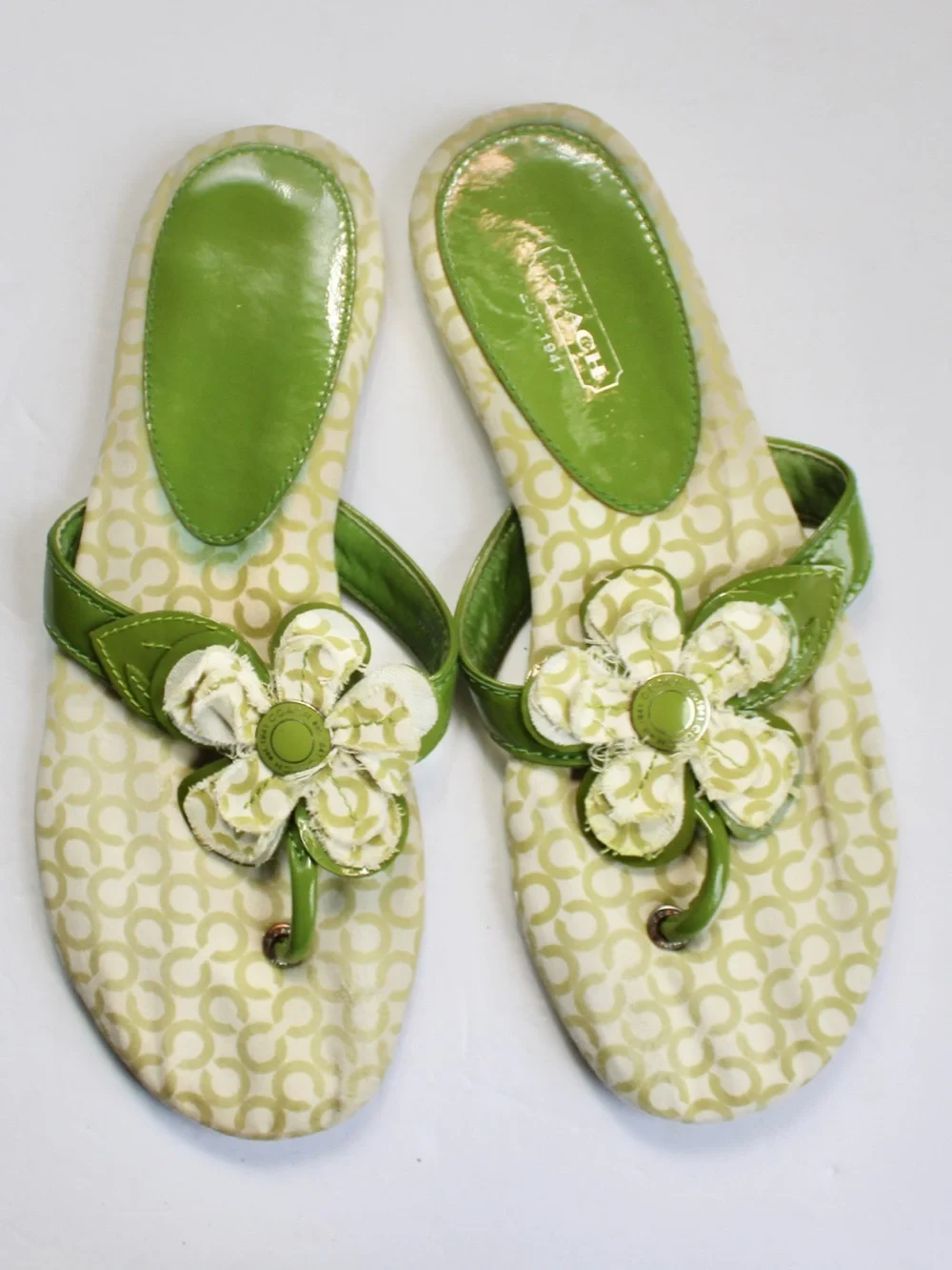 Coach Vintage Y2K Patty Green Thong Signature Canvas Flip Flop Sandals Size 7